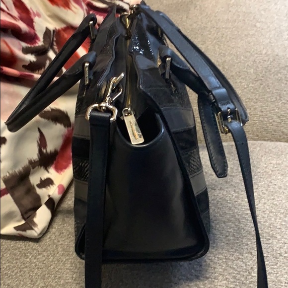 Michael Kors Handbag - Picture 2 of 7